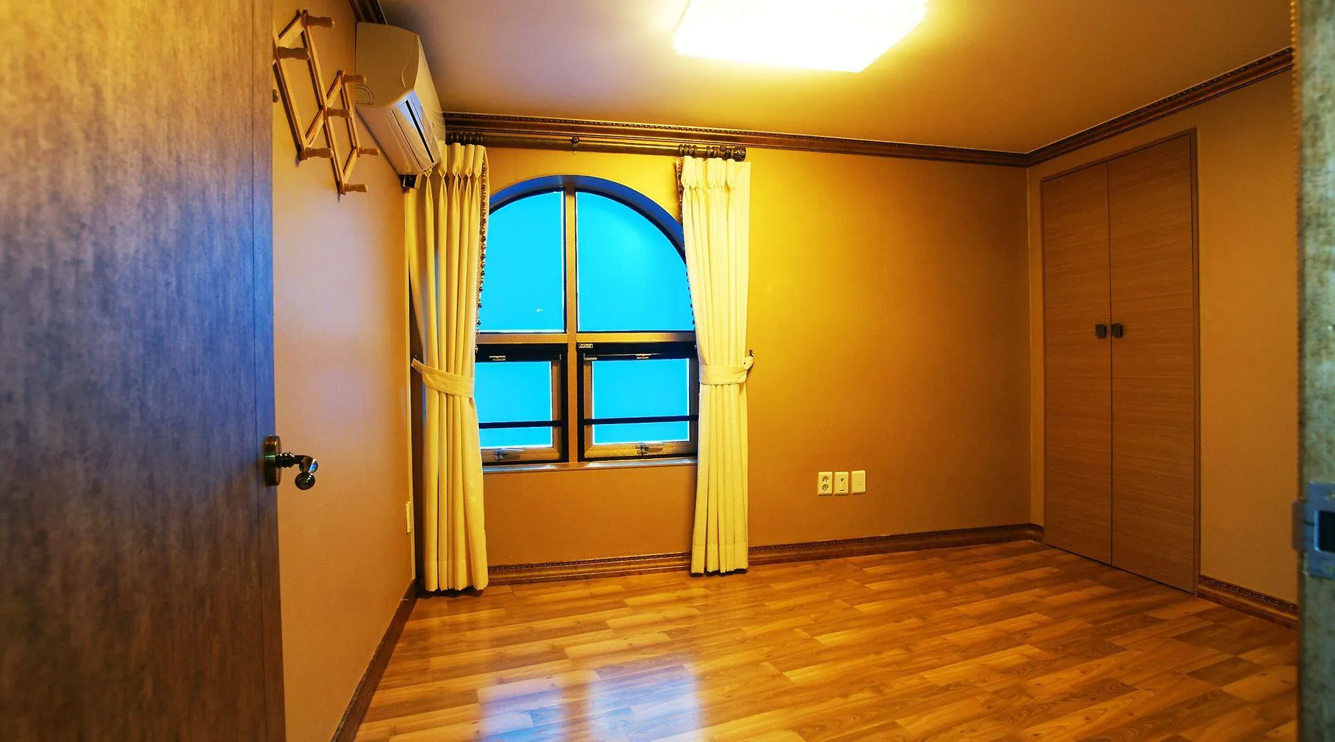 ***  Navis Hotel Jeju Sydkorea