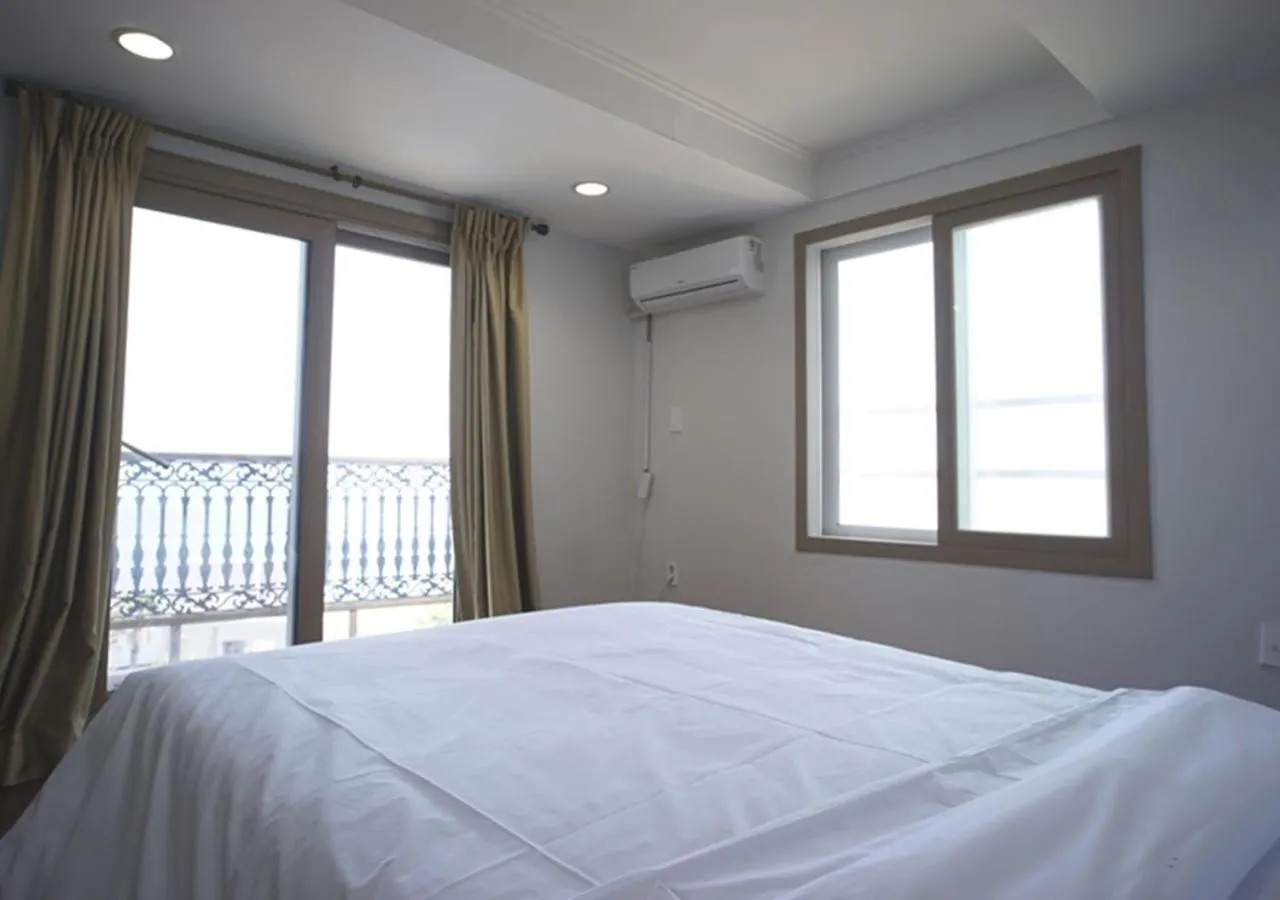 Navis Hotel Jeju