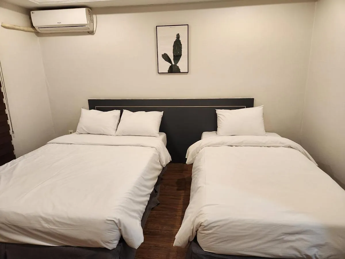 Navis Hotel Jeju