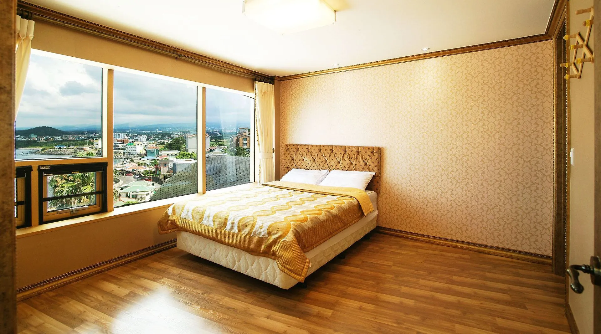 ***  Navis Hotel Jeju South Korea
